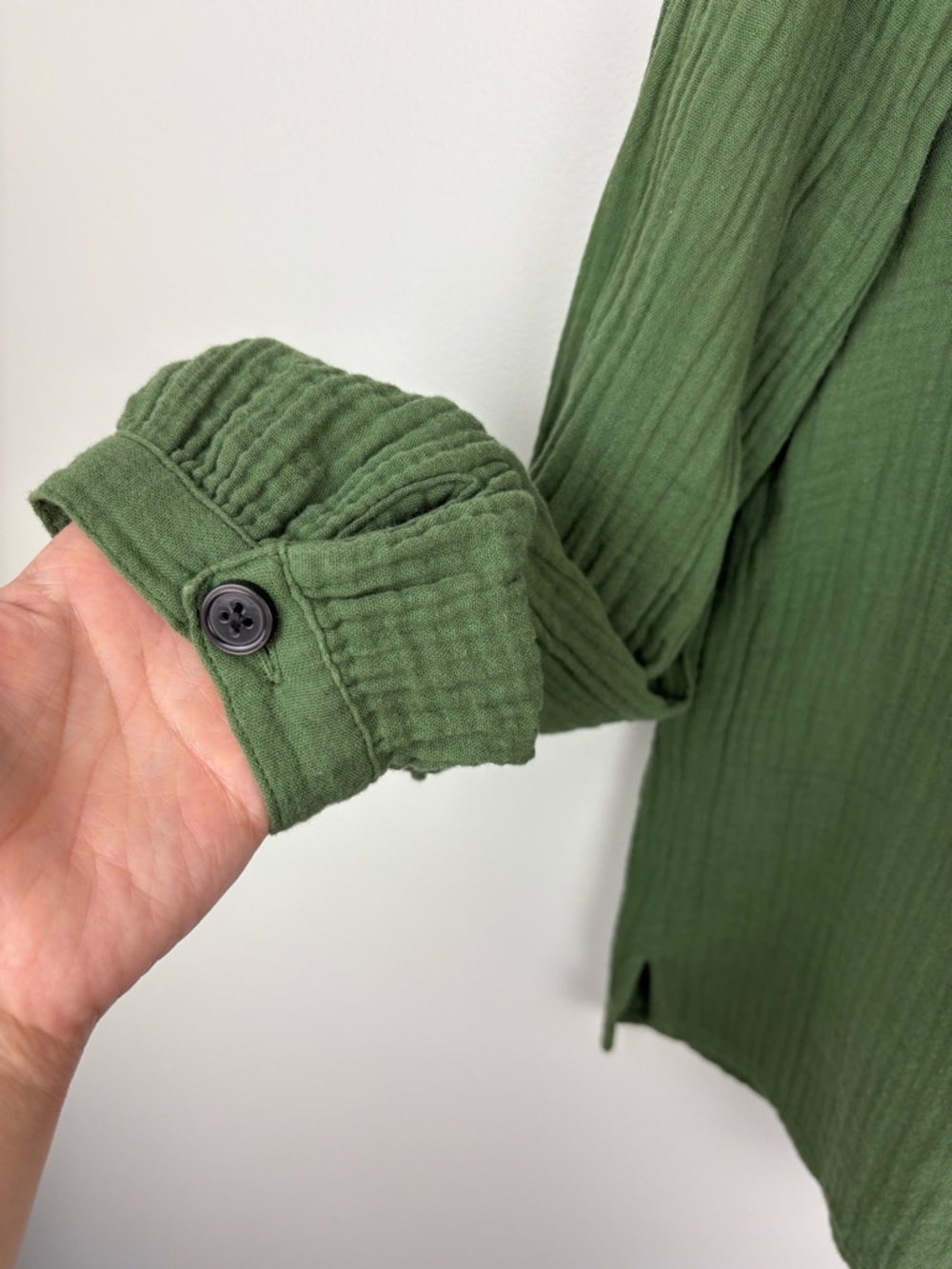 J. Crew Moss Green Gauzy Button Popover Blouse Size Medium earthy boho peasant - Picture 3 of 7